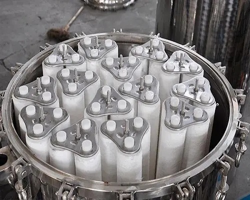 精密過濾器濾芯多長時(shí)間更換一次？-藍(lán)膜