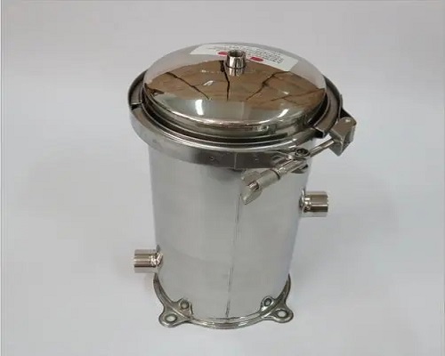 精密過濾器內(nèi)部結(jié)構(gòu)是怎樣的-藍(lán)膜